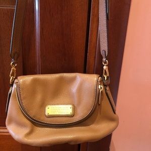 Marc Jacobs crossbody purse! Barely used!